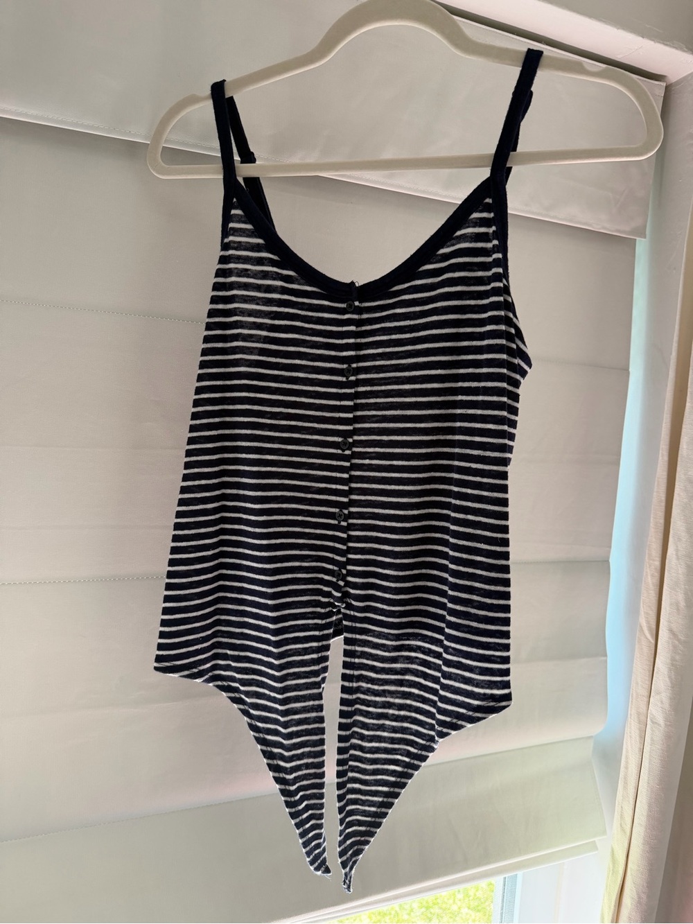 GAP Linen Blend Striped Tie-Front Tank Top – Medium